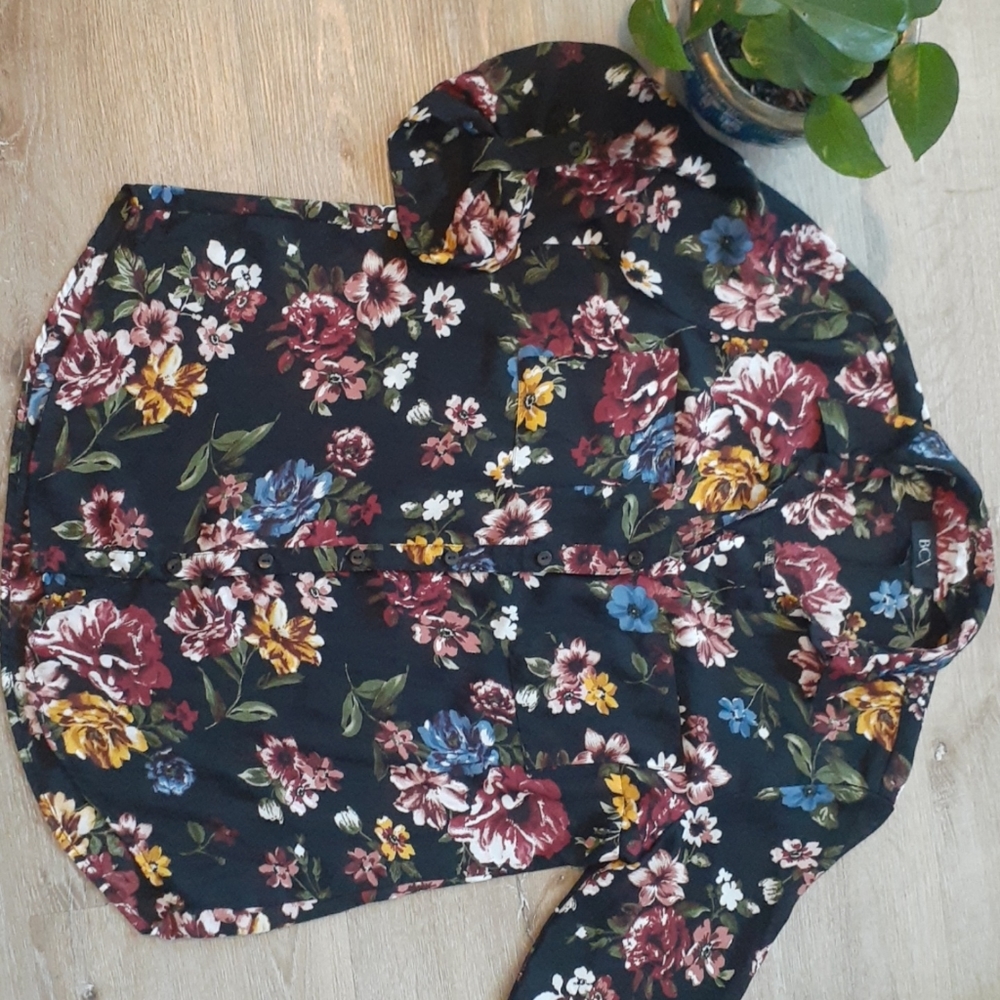 BCX Quarter Sleeve Floral Top